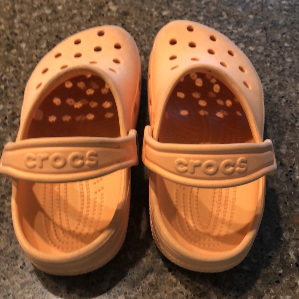 Orange Crocs - Picture 2 of 6